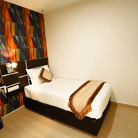 K Garden Hotel Parit Buntar Bilik gambar